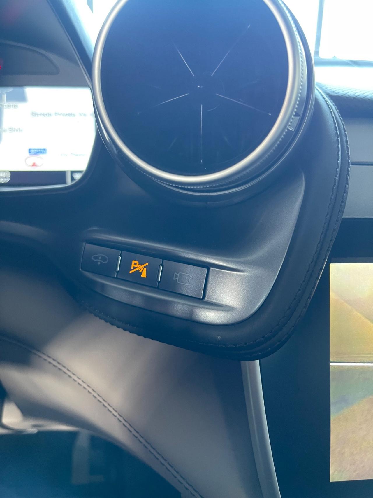 Ferrari GTC4 Lusso V12 Approved Tetto Panoramico PERMUTE RATE