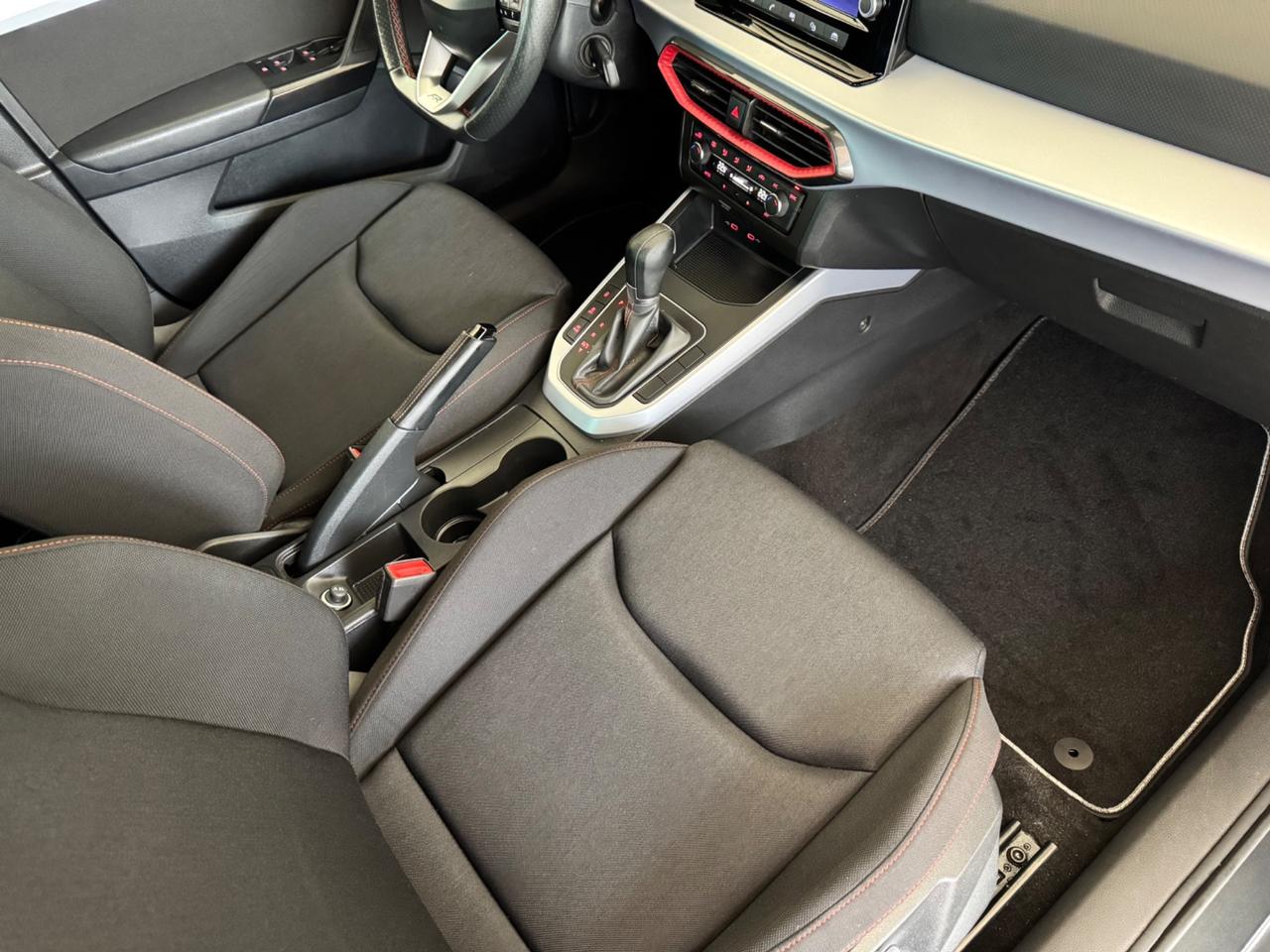 SEAT ARONA 1.0 Eco Tsi DSG FR - Led Navi 17