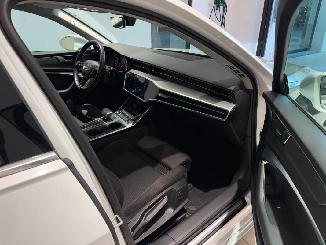 Audi A6 Avant 40 2.0 tdi mhev Business s-tronic