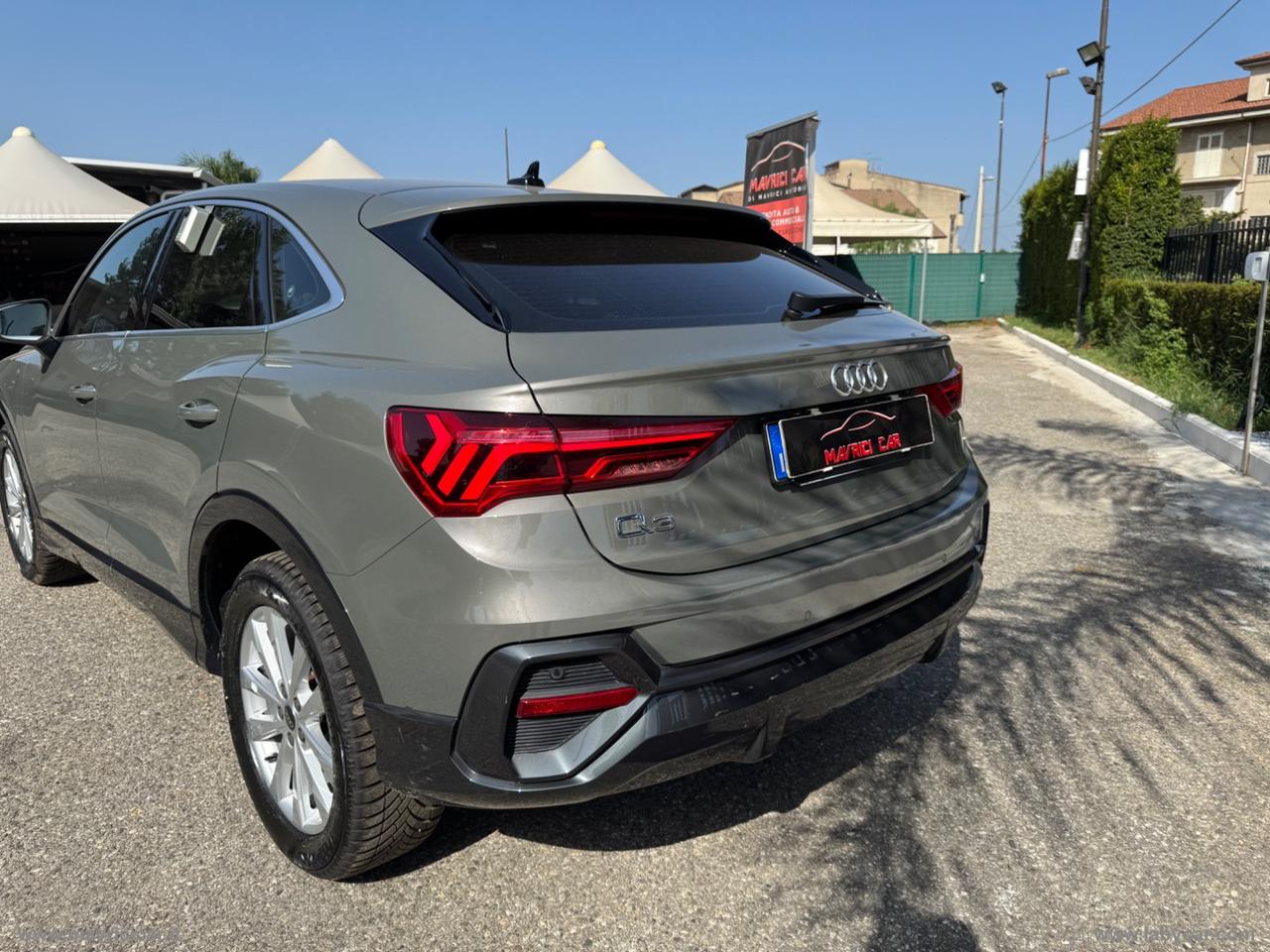 AUDI Q3 SPB 35 TDI S tronic Business Plus