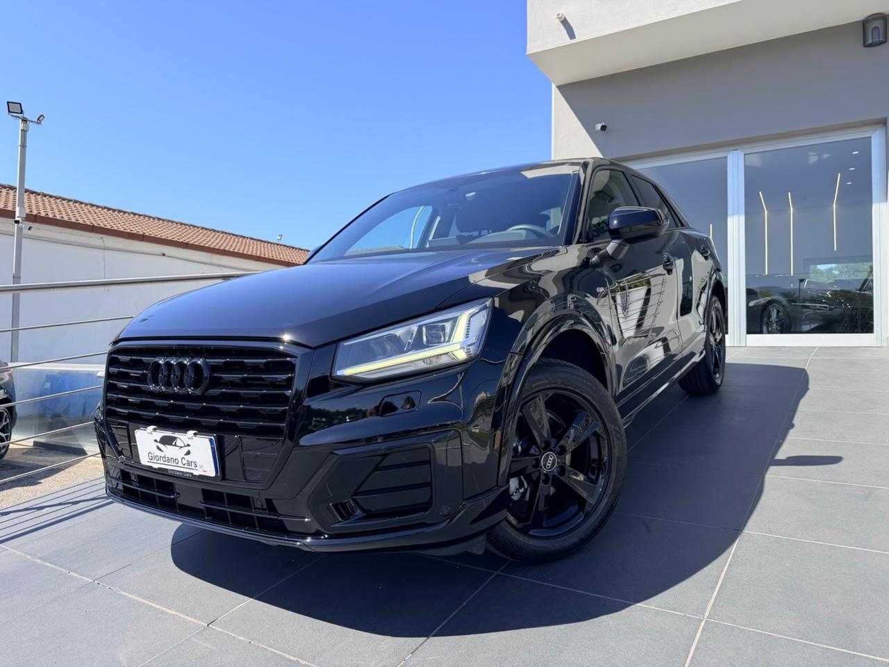 Audi Q2 30 TFSI S tronic line Edition black
