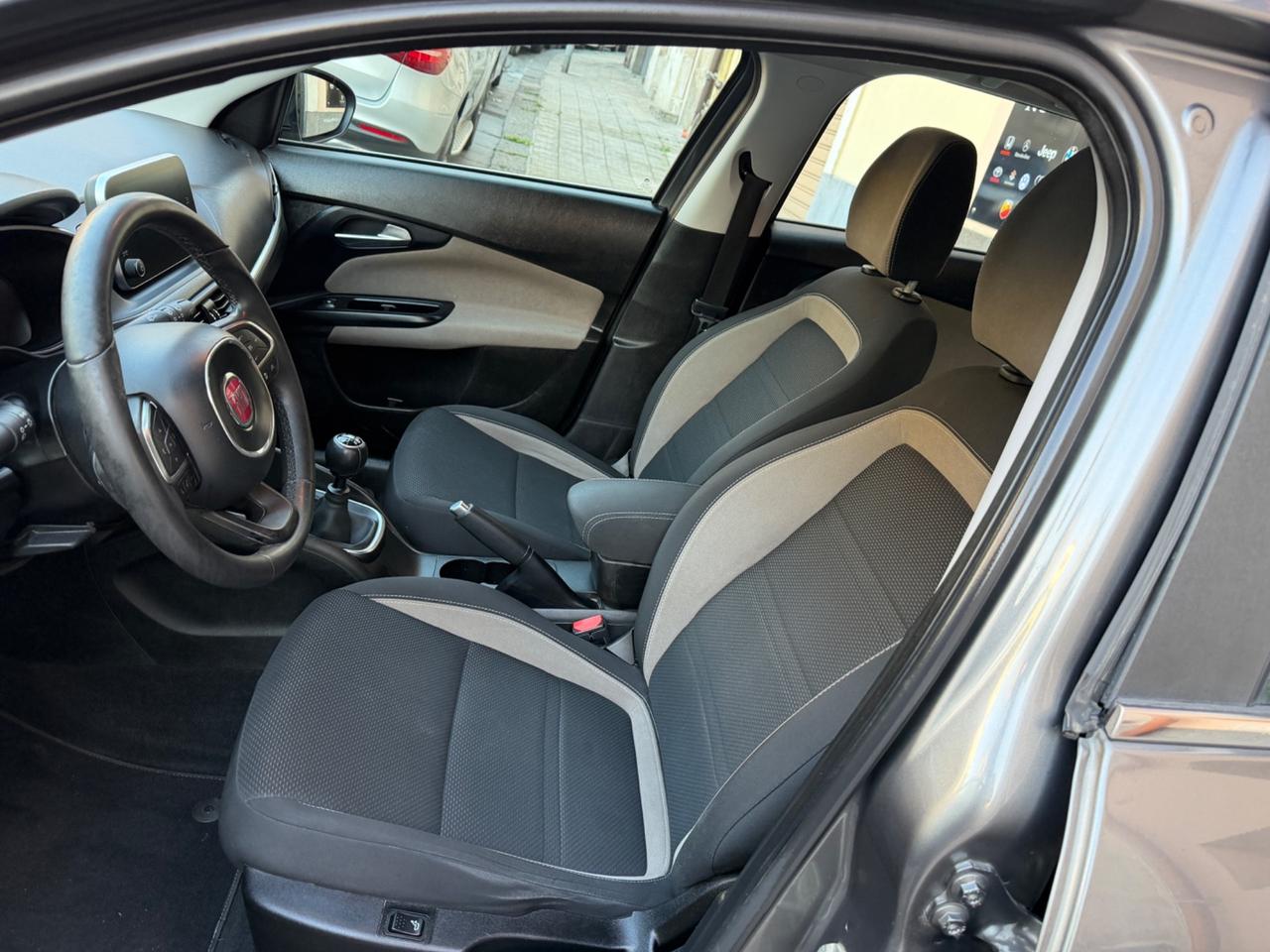 Fiat Tipo 1.6 Mjt S&S 5 porte Business