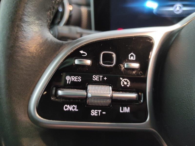 Mercedes-Benz Classe A (W177) - A 200 Automatic Sport