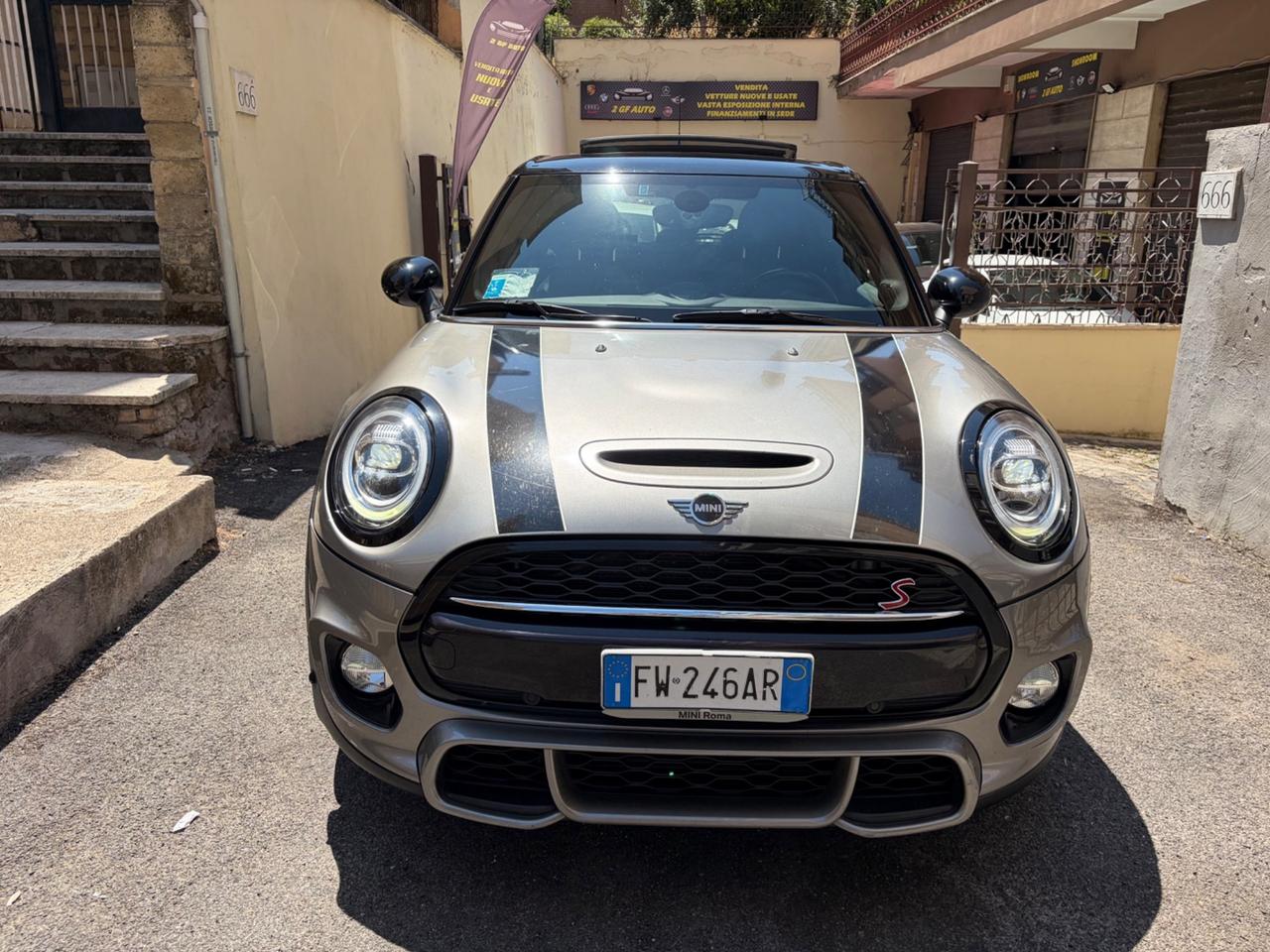 Mini 2.0 Cooper S allestimento john works