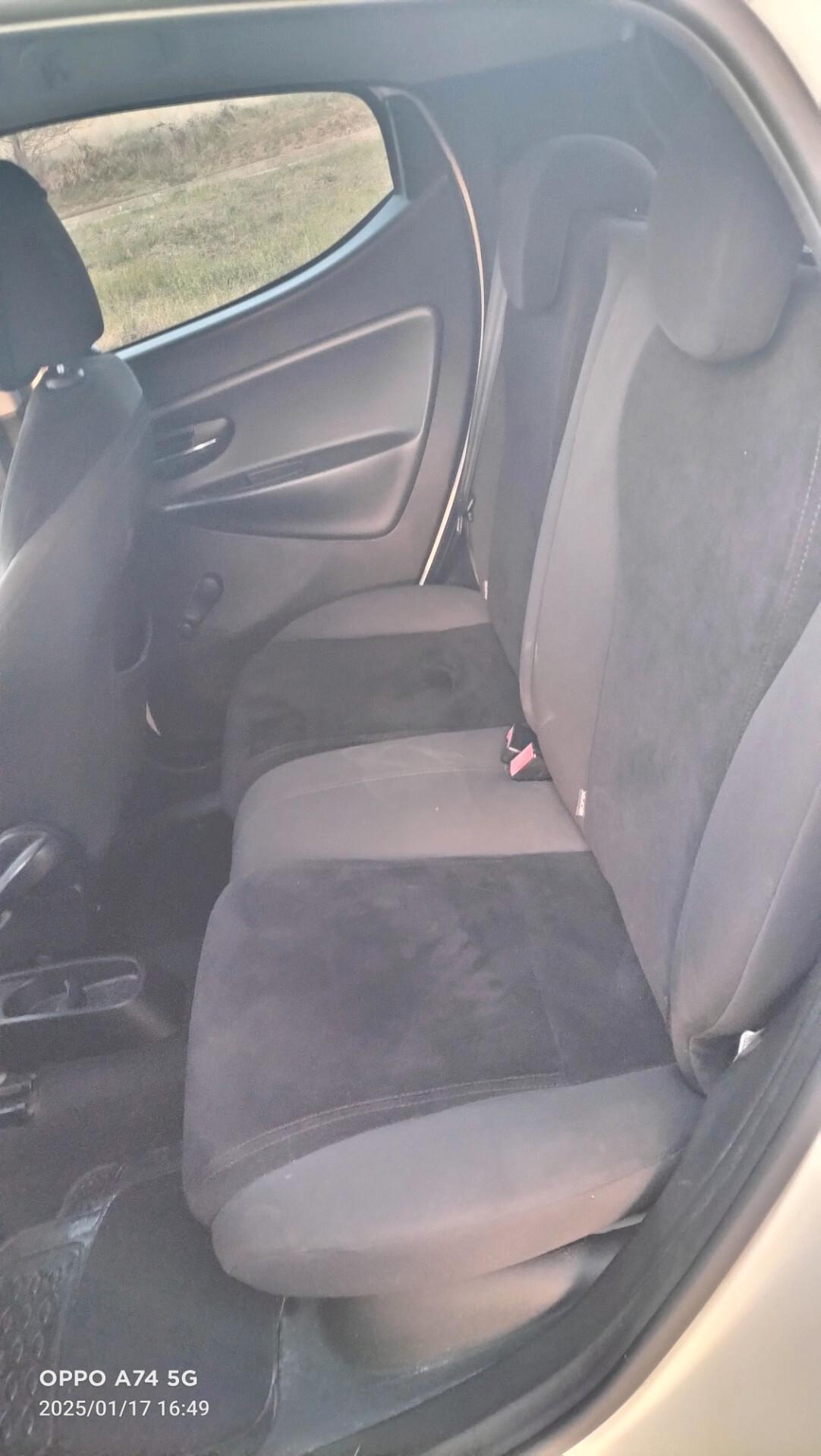 Lancia Ypsilon 1.2 69 CV Platino