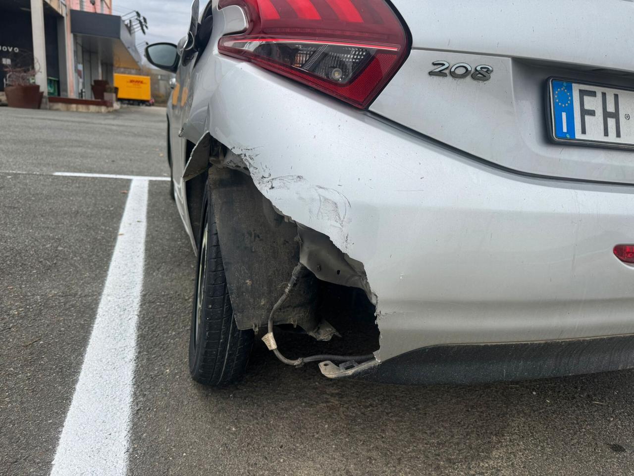 Peugeot 208 BlueHDi 75 5 porte Allure