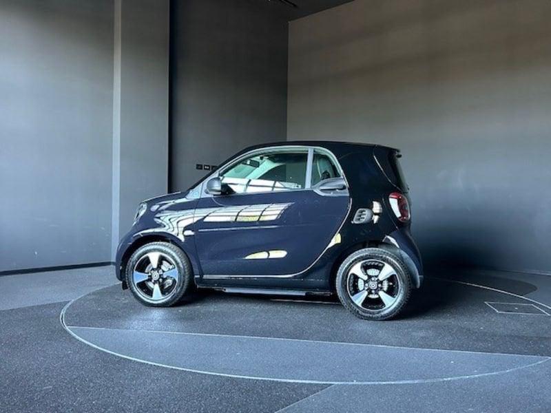 smart fortwo EQ Passion