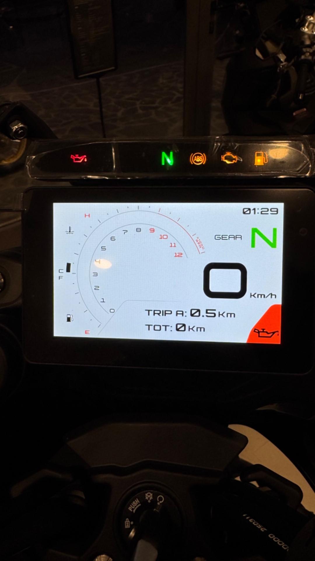 Benelli TRK 702 X!! CON TRIS DI VALIGIE IN ALLUMINIO!!