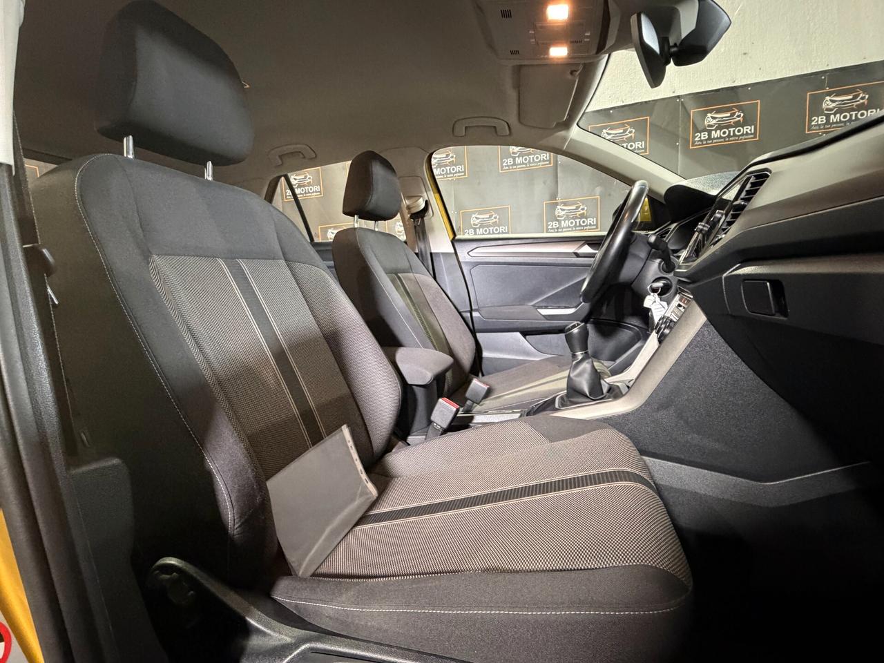 Volkswagen T-Roc 1.6 TDI SCR Business BlueMotion Technology