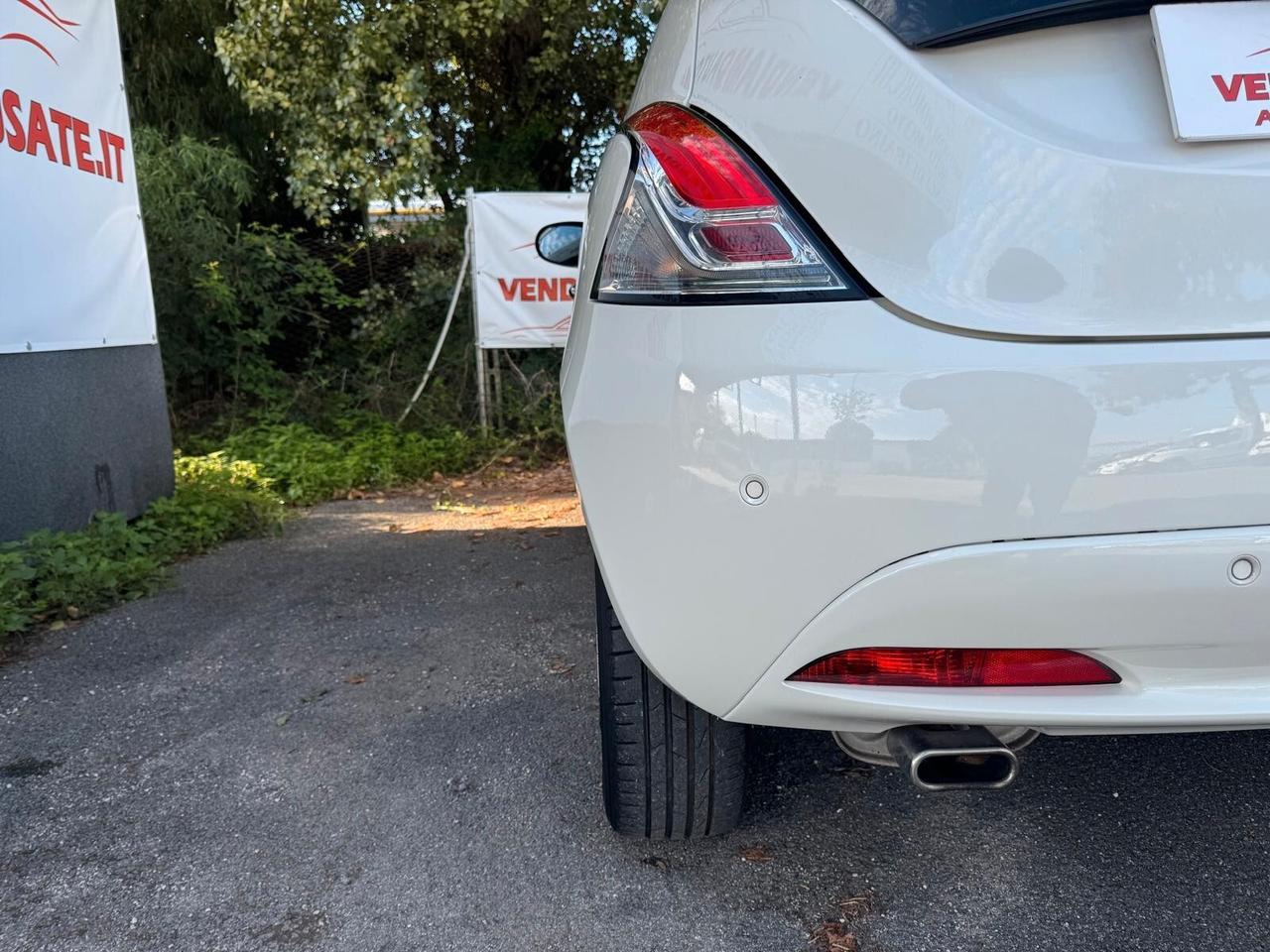 Lancia Ypsilon 1.2 69 CV 5 porte GPL Ecochic