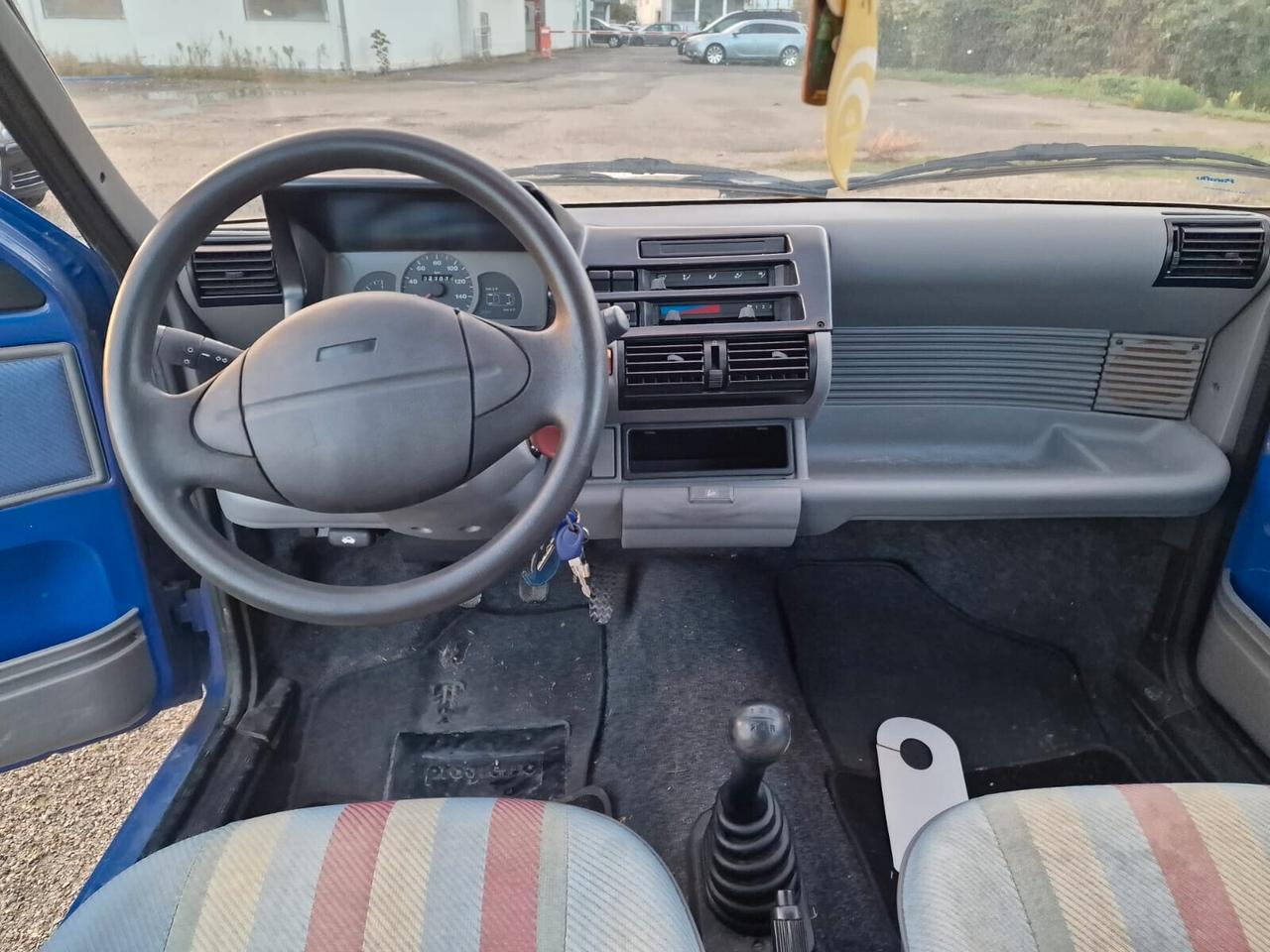 Fiat Cinquecento 900i cat Soleil