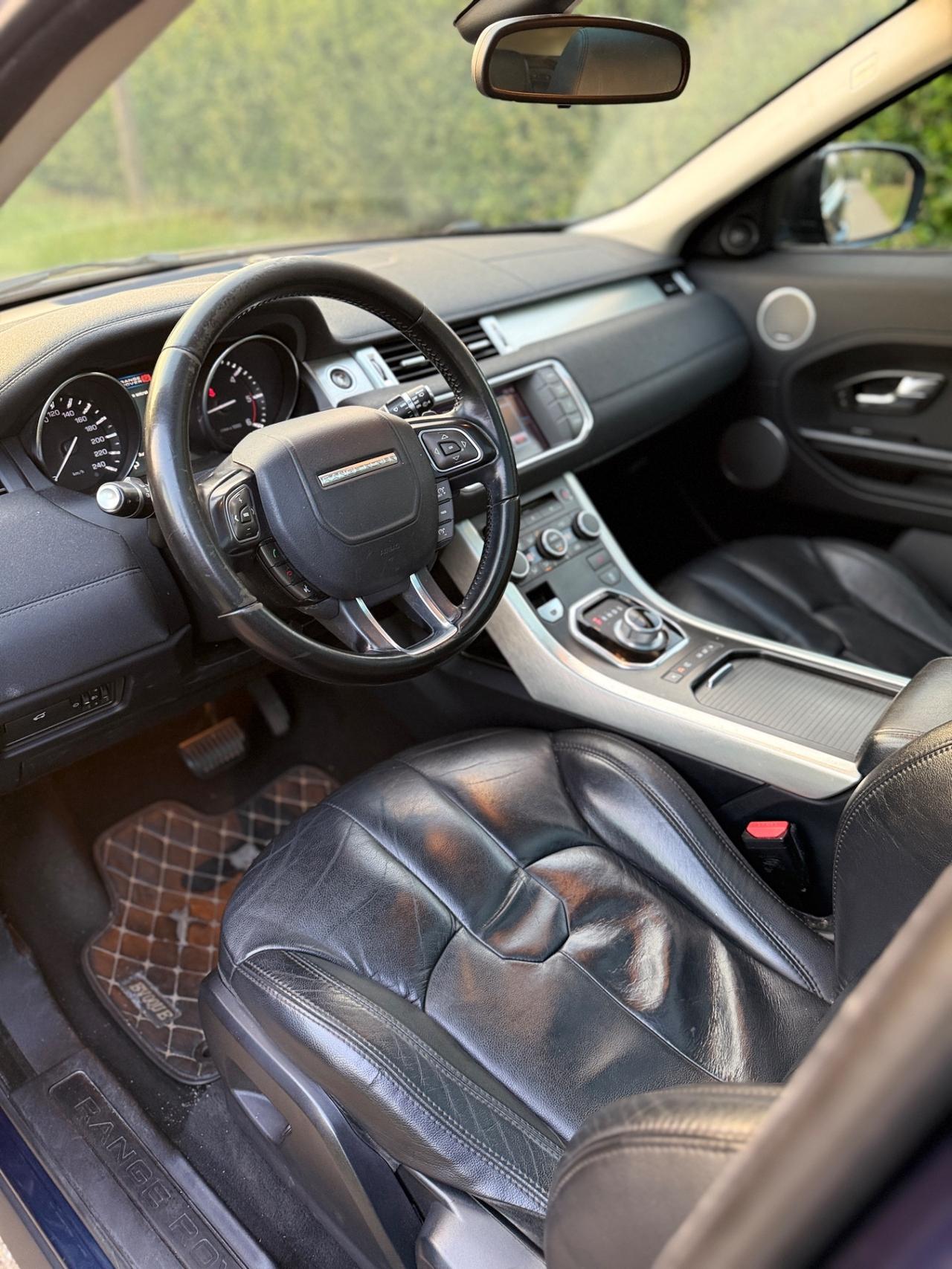 Land Rover Range Evoque 2.2 Sd4 5p. Pure