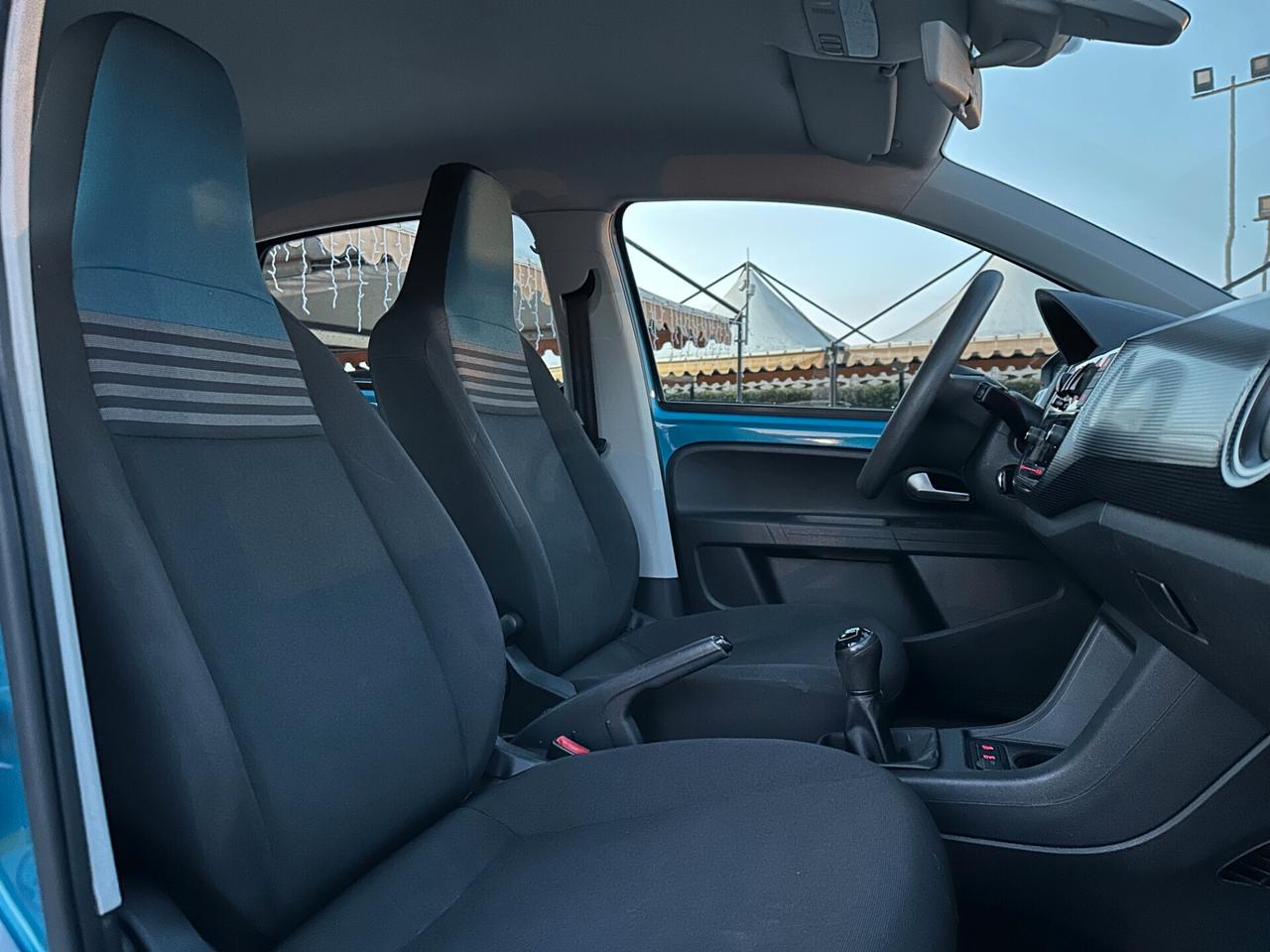 VOLKSWAGEN up! 1.0 5p. move up!