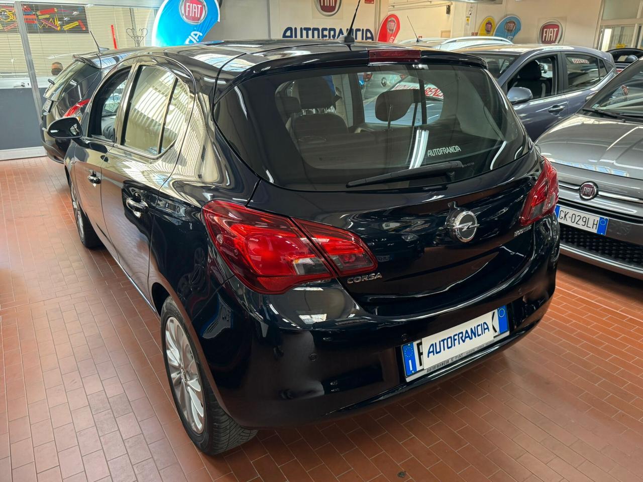 Opel Corsa 1.4 90CV GPL Tech 5 porte Innovation