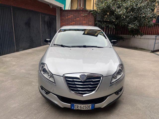 LANCIA Delta 1.6 MJT DPF Silver distribuzione eseguita