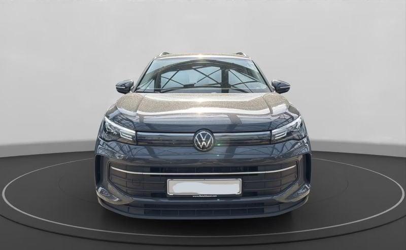 Volkswagen Tiguan Tiguan 2.0 TDI 150 CV DSG Life Cockpit Camera 18"