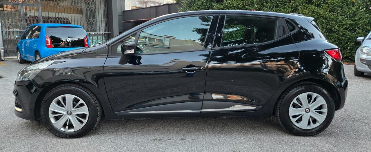 Renault Clio dCi 8V 90 CV 5 porte Moschino Life