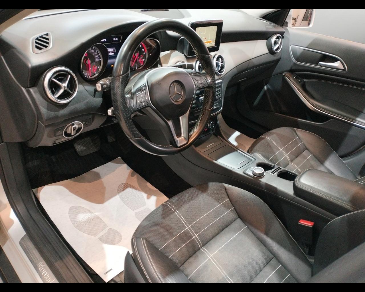 MERCEDES GLA (X156) GLA 220 CDI Automa...