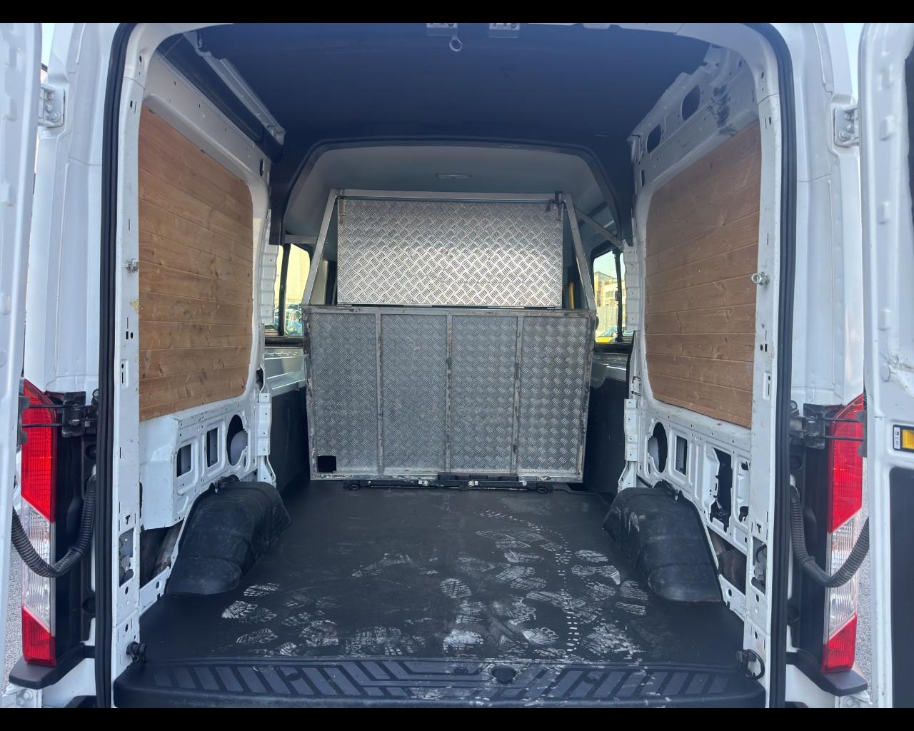 FORD Transit 6 posti combi 4WD 2.0TDCi PM-TM-DC