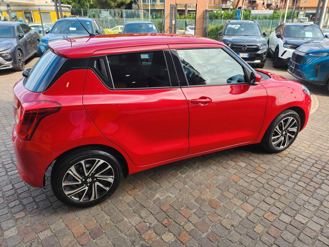 Suzuki Swift 1.2 Hybrid Top