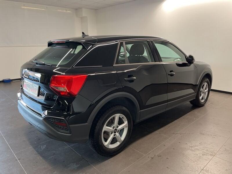 Audi Q2 Audi Business 30 TDI 85(116) kW(PS) 6-marce