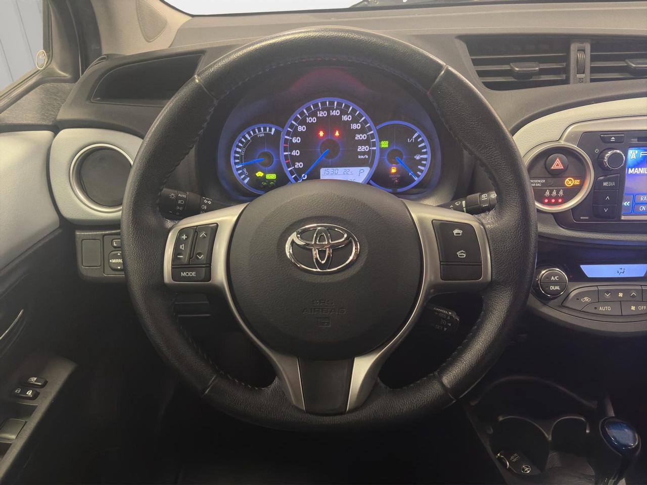 Toyota Yaris 5p 1.5h Lounge+