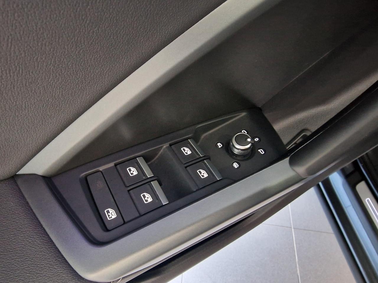 Audi Q3 Sportback 35 TDI S-tronic Identity Black