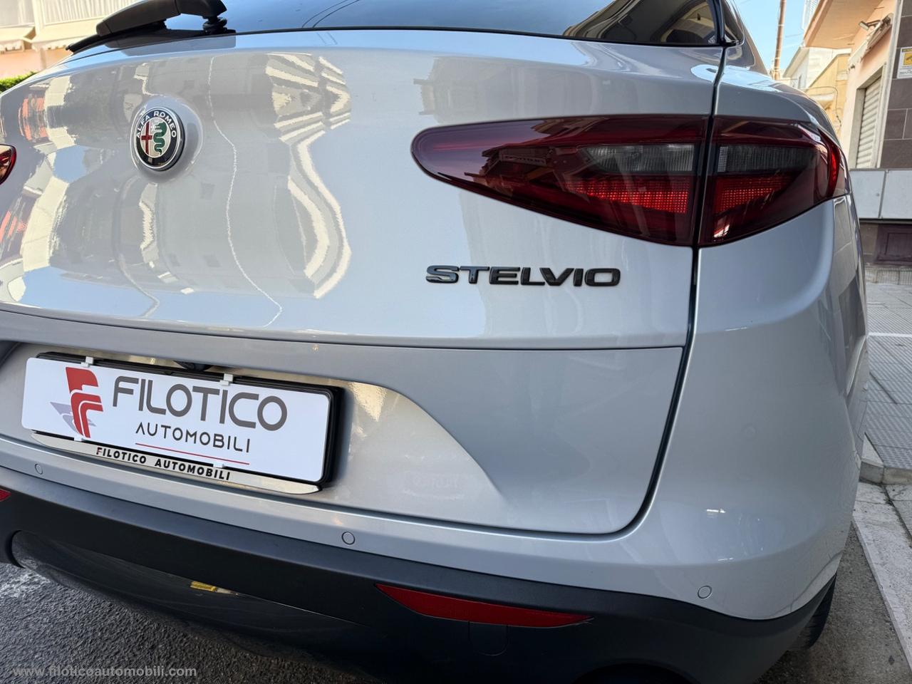 ALFA ROMEO Stelvio 2.2 T.diesel 190CV AT8 Q4 Sprint MY 2021 - GANCIO DI TRAINO ELETTRICO-PELLE