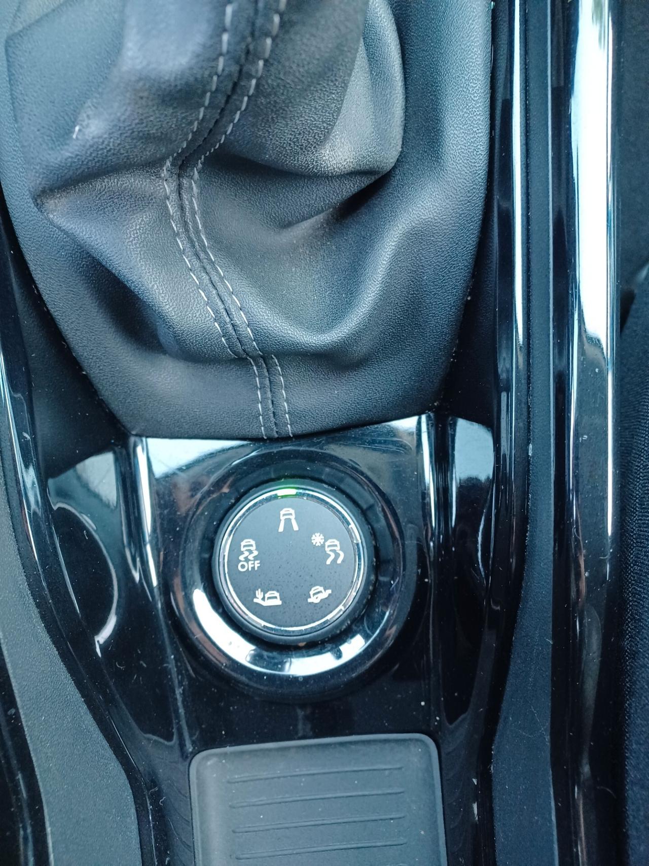 Peugeot 2008 1.6 HDI 120 CV ALLURE 2018
