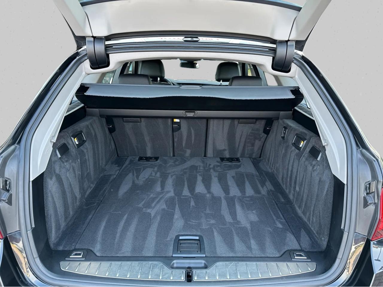 BMW 520d Touring xDrive Modern Automatica Euro6b