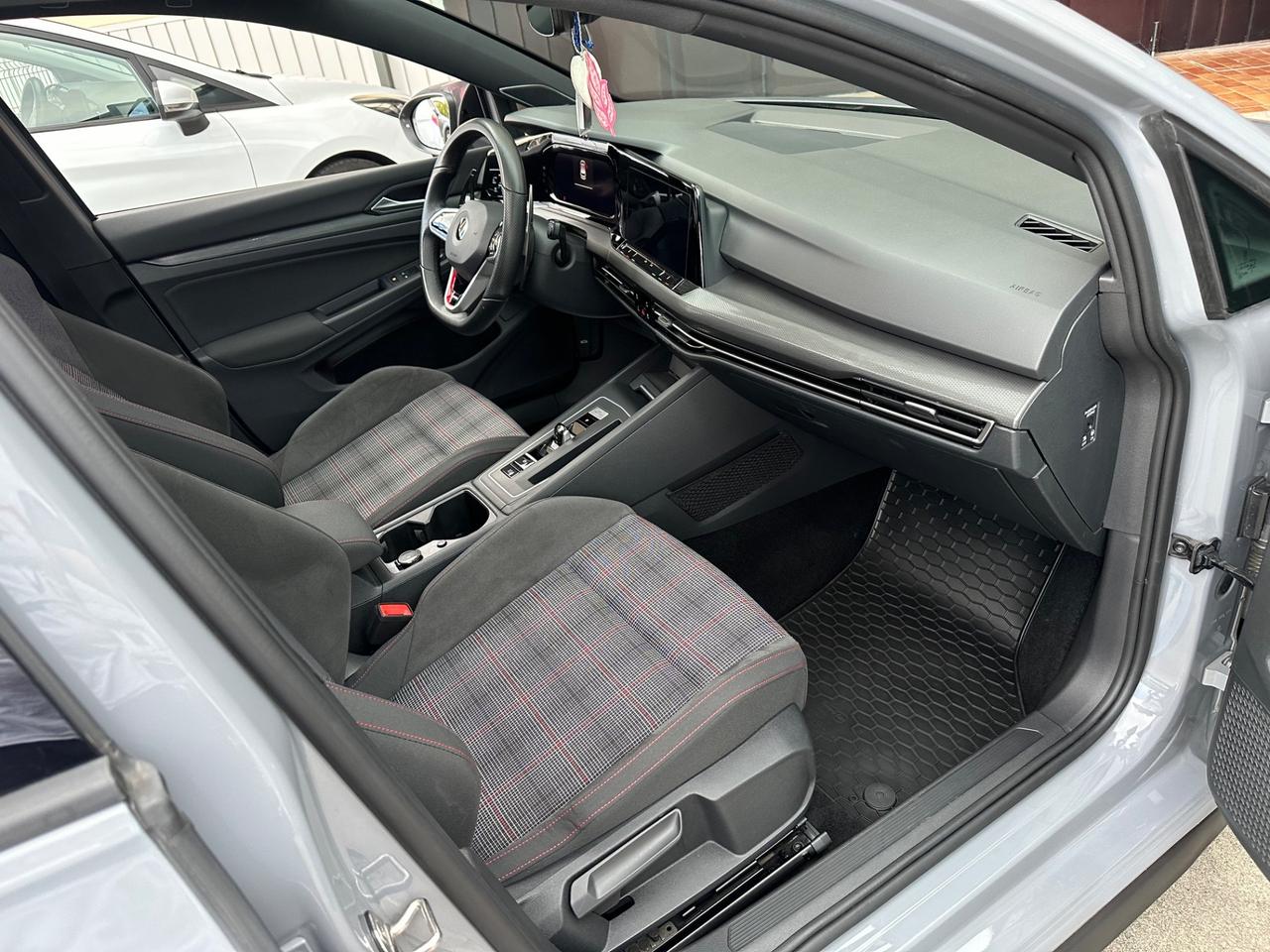 Volkswagen Golf GTI 2.0 TSI DSG Clubsport 45