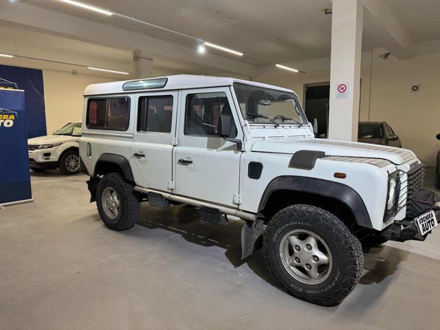 LAND ROVER Defender 110 2.5 Td5 cat S.W. SE