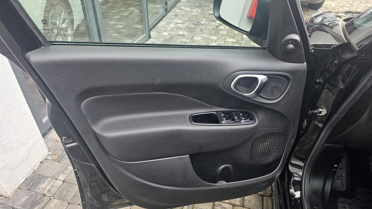 Fiat 500L 1.4 95 CV S&S Cross