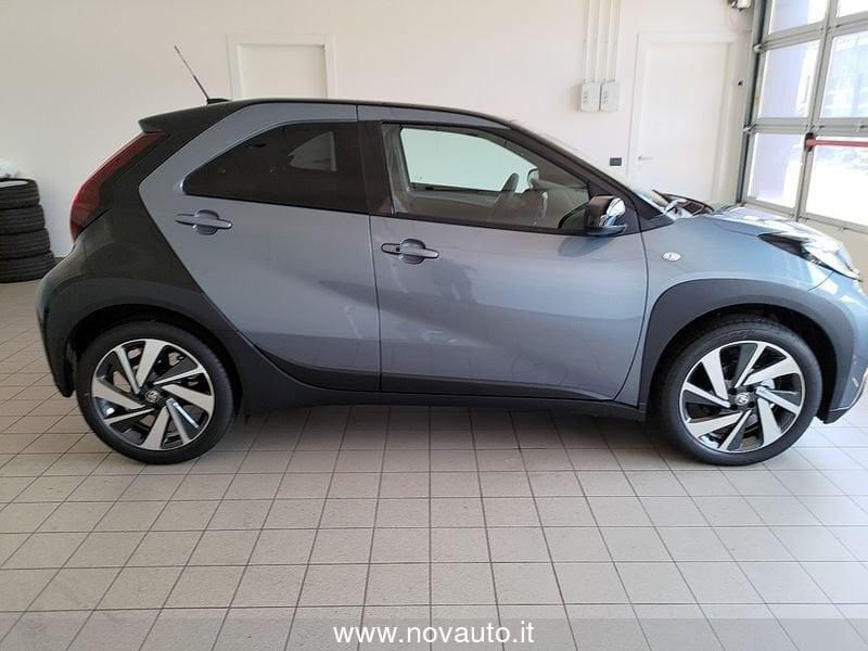 Toyota Aygo X Aygo X 1.0 VVT-i 72 CV 5 porte Lounge