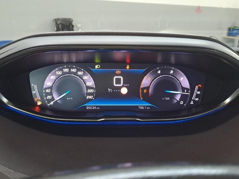 PEUGEOT 5008 BLUEHDI 130 ACTIVE PACK S/S SUV