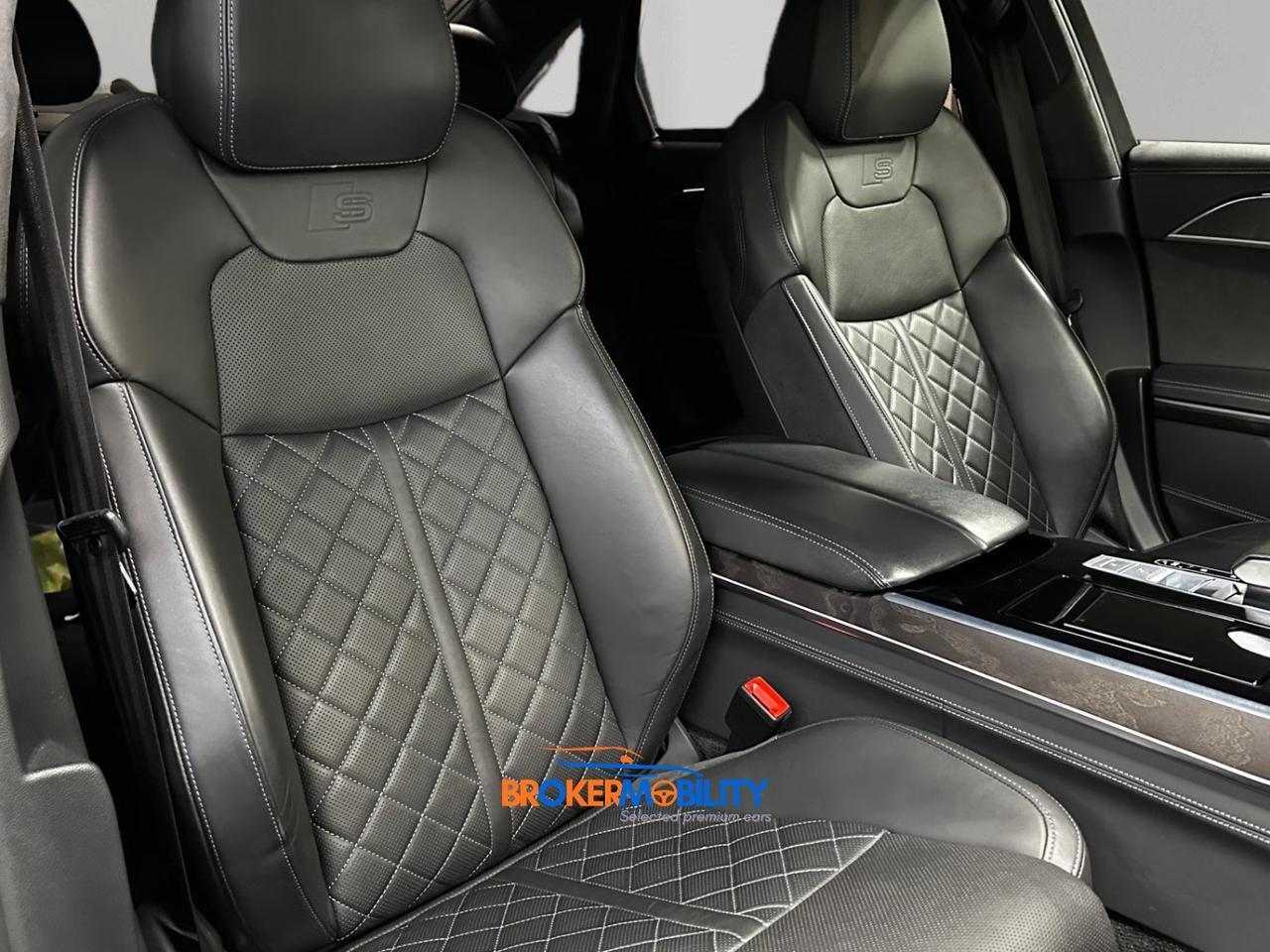 Audi S8 4.0 tfsi mhev quattro tiptronic