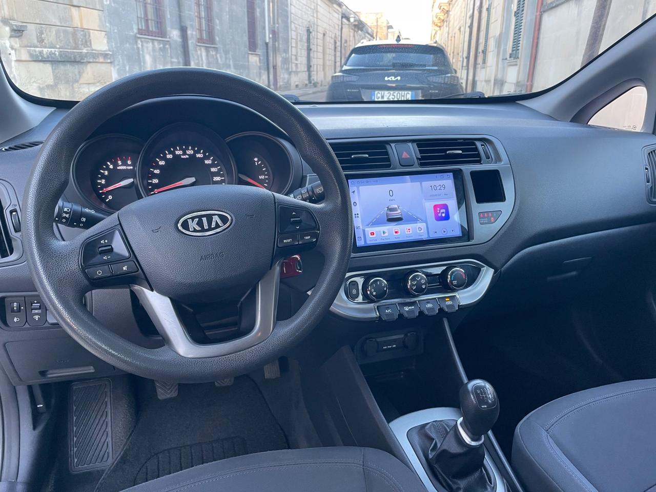 Kia Rio 1.1 CRDi WGT 5p. EX