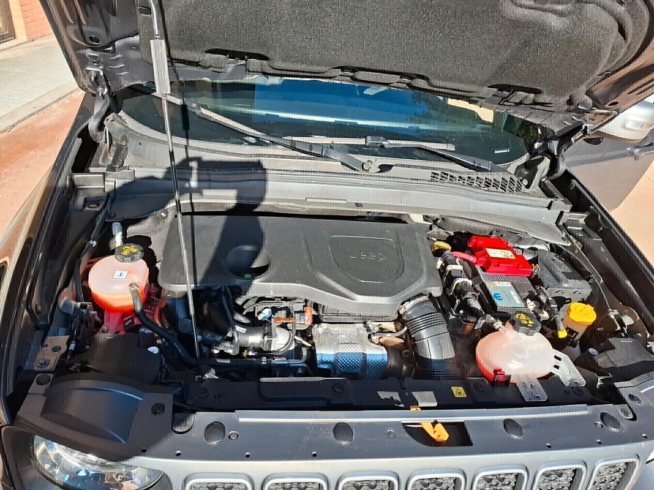 Jeep Renegade 1.5 Turbo T4 MHEV Limited