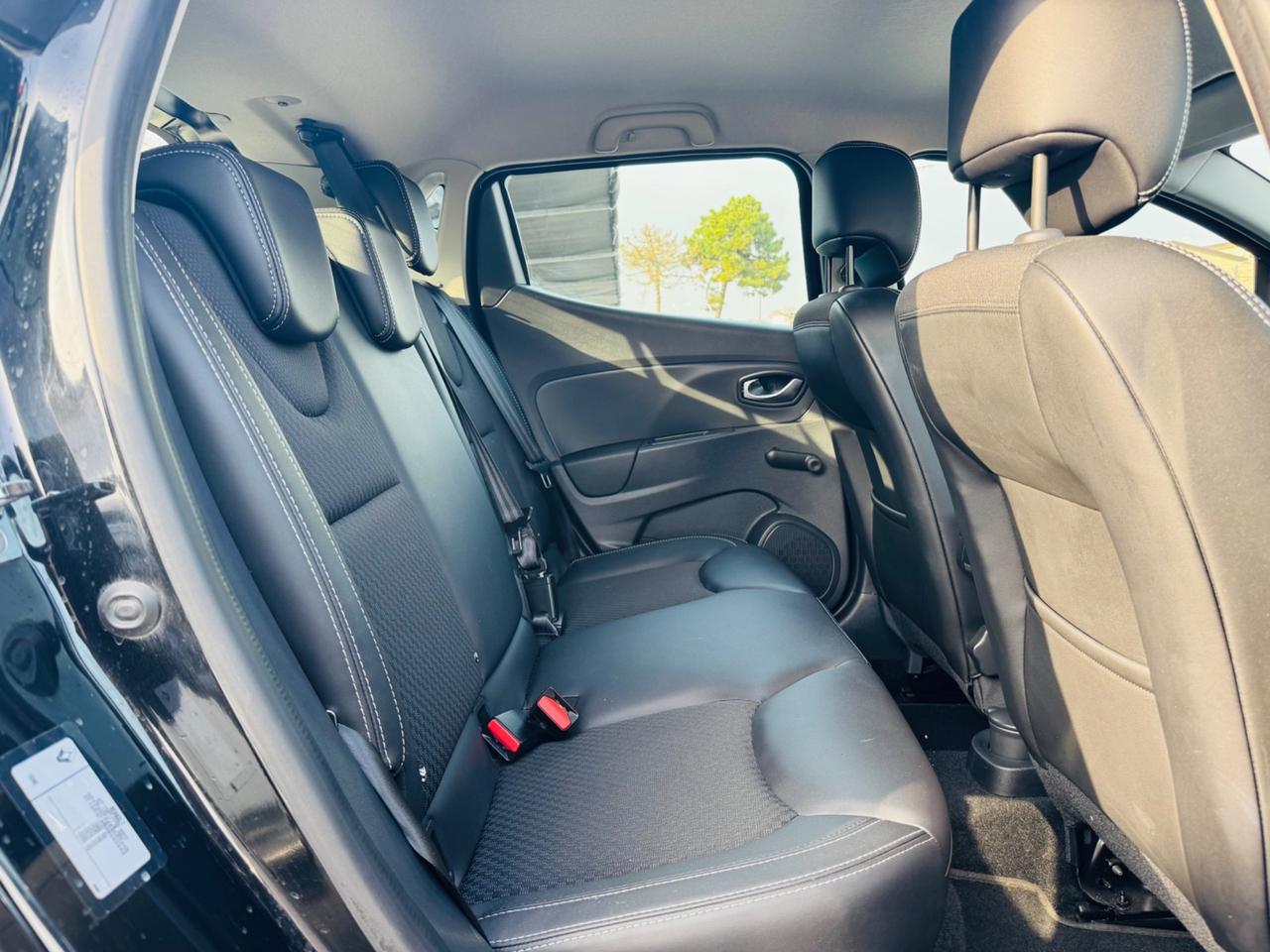 Renault Clio dCi 8V 75 CV Start&Stop 5 porte Energy Duel2