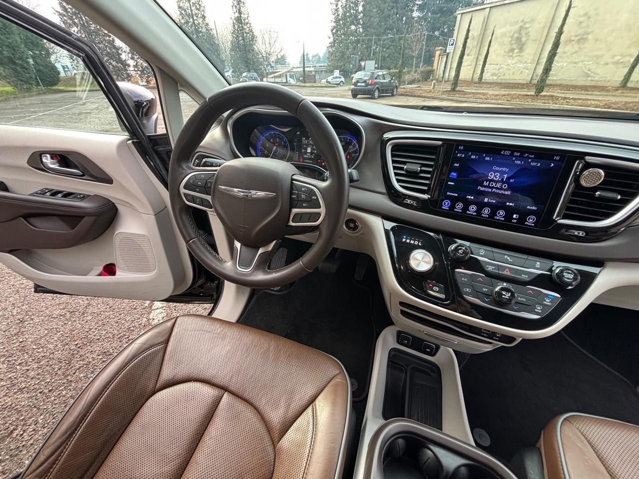 Chrysler Pacifica TOURING S GPL BRC