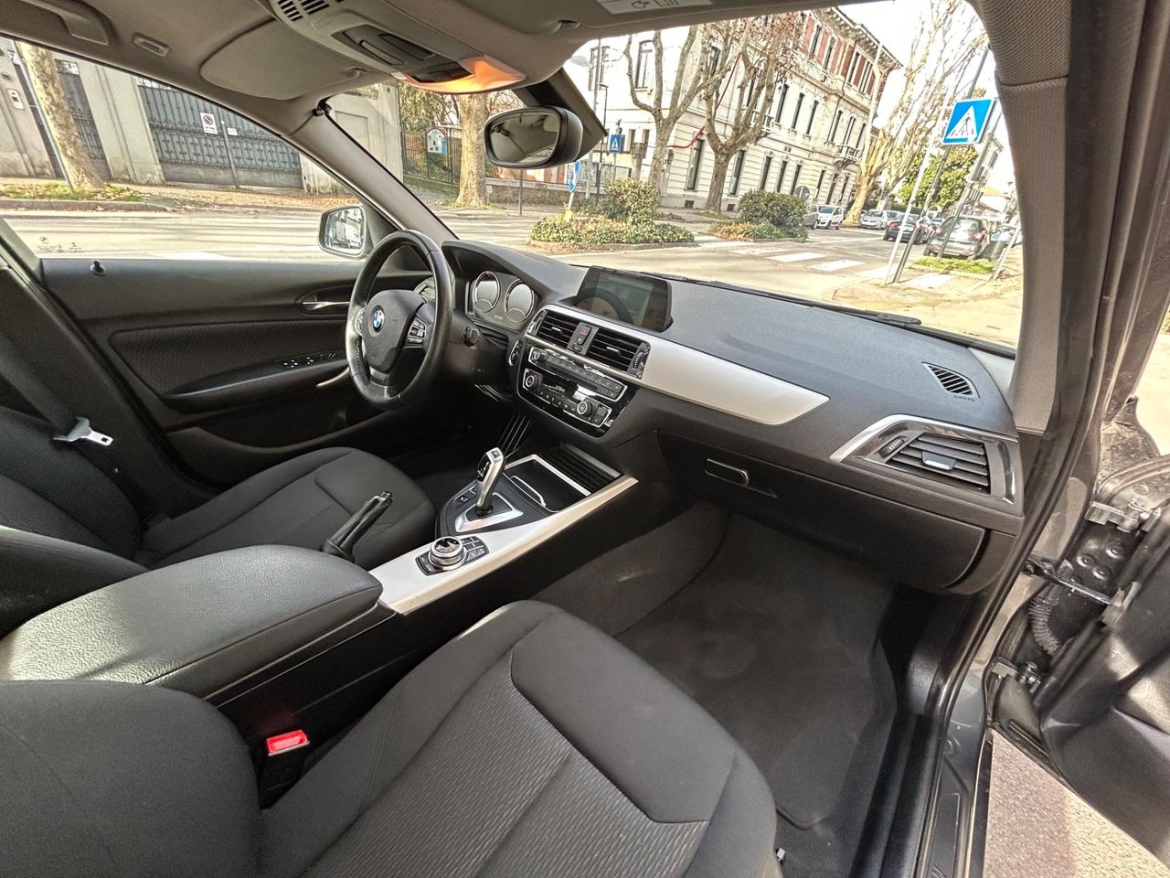 Bmw 118i Advantage 5p AUTO *BENZINA*EURO6*