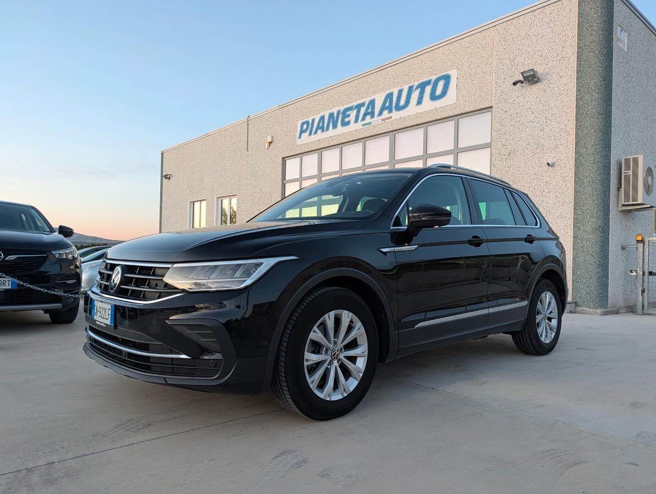 VOLKSWAGEN TIGUAN 2.0 Tdi Cambio Manuale '23
