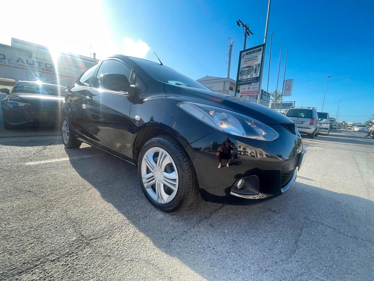 Mazda 2 Mazda2 1.3 16V 75CV 5p. Play GPL