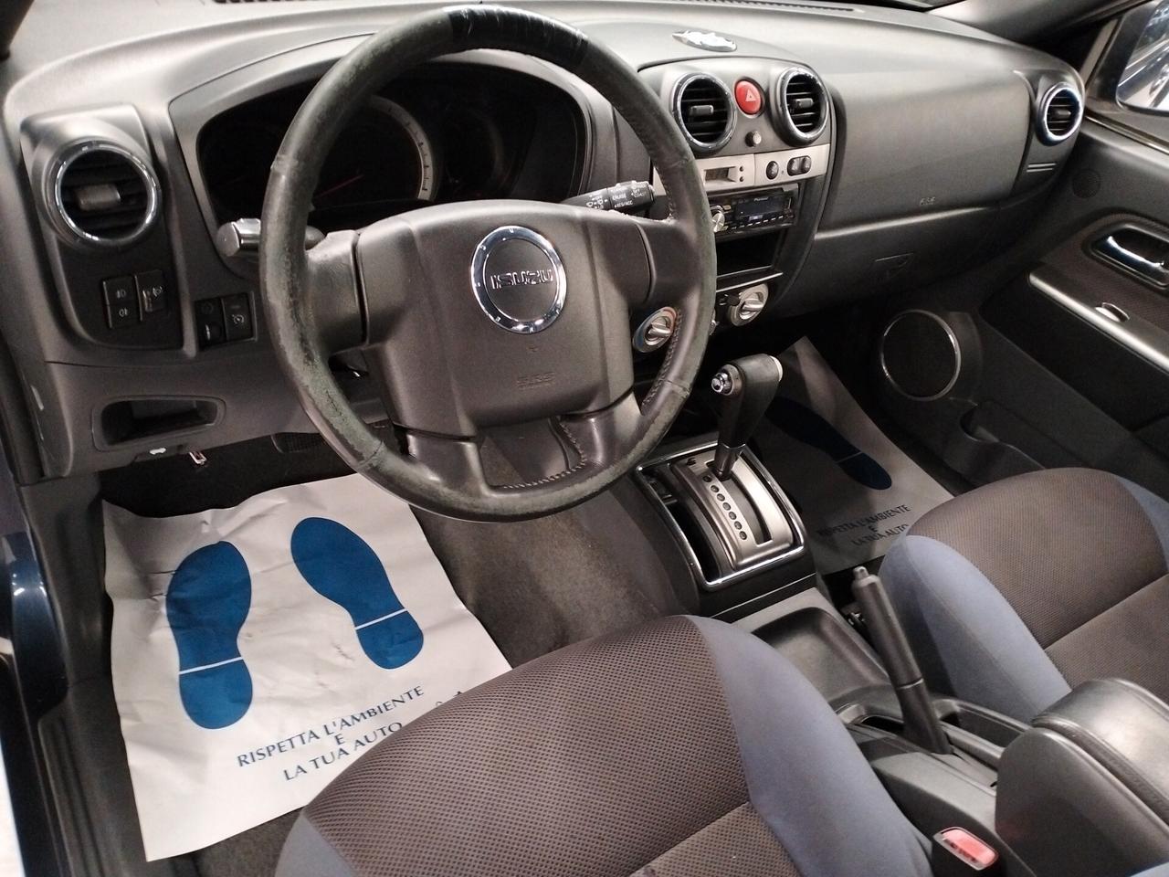 Isuzu D-Max 3.0 TD cat Crew Cab 4WD LS Aut. 4x4