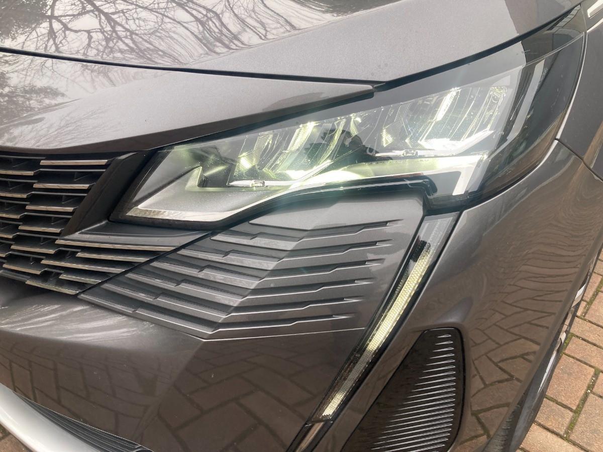 PEUGEOT 3008 1.5 bluehdi Allure Pack 130cv eat8