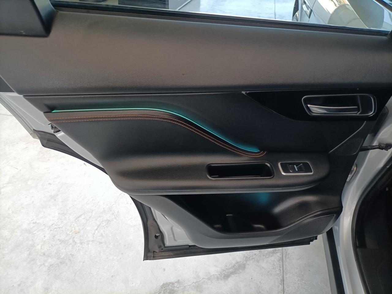 Jaguar F-Pace 2.0 D 240 CV AWD aut. Prestige 07/2018