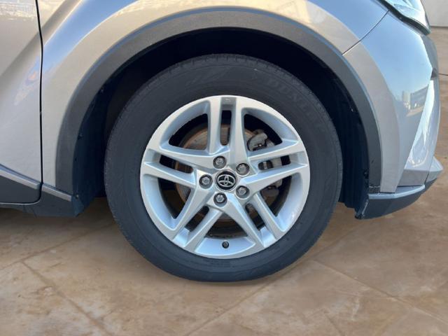 TOYOTA C-HR 1.8 Hybrid E-CVT Active