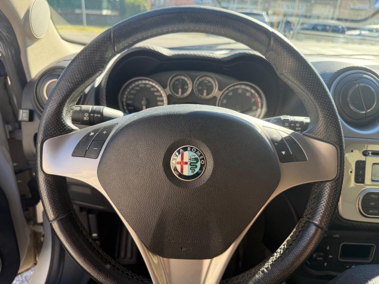 Alfa Romeo MiTo 1.4 T 120 CV GPL Distinctive Sport Pack