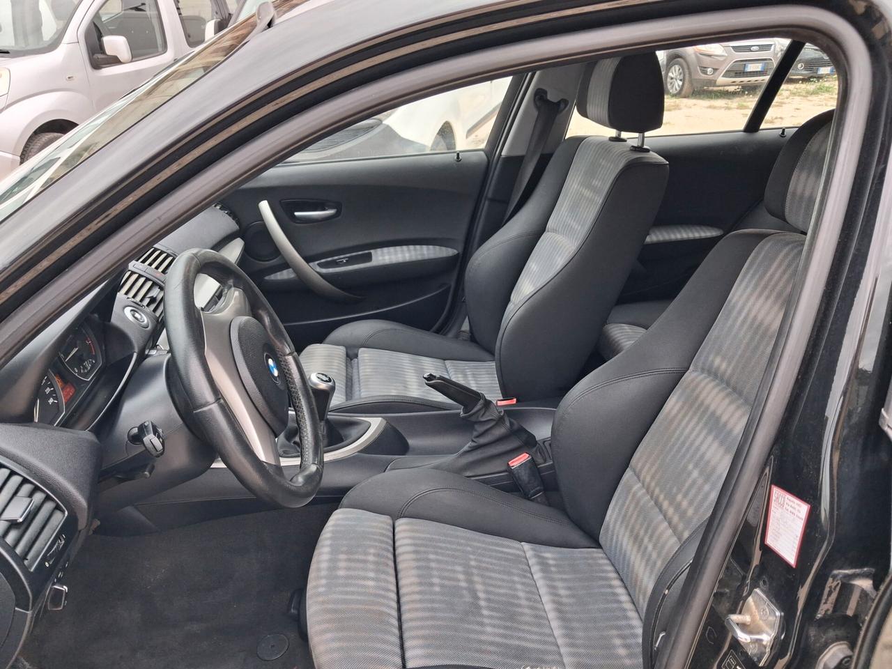 Bmw 118 118d cat 5 porte Attiva