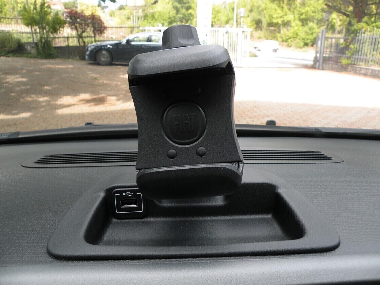 FIAT PANDA HYBRID - NOLEGGIO